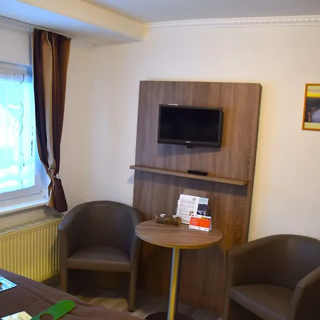 Lachmann 3* Konigstein